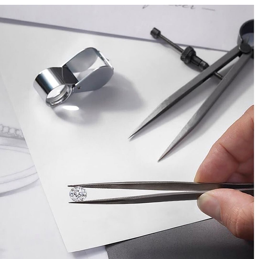 Custom jewelry design and manufacturing at VT Gems